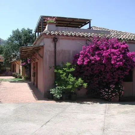 Le Corti Di Aloa Holiday home *